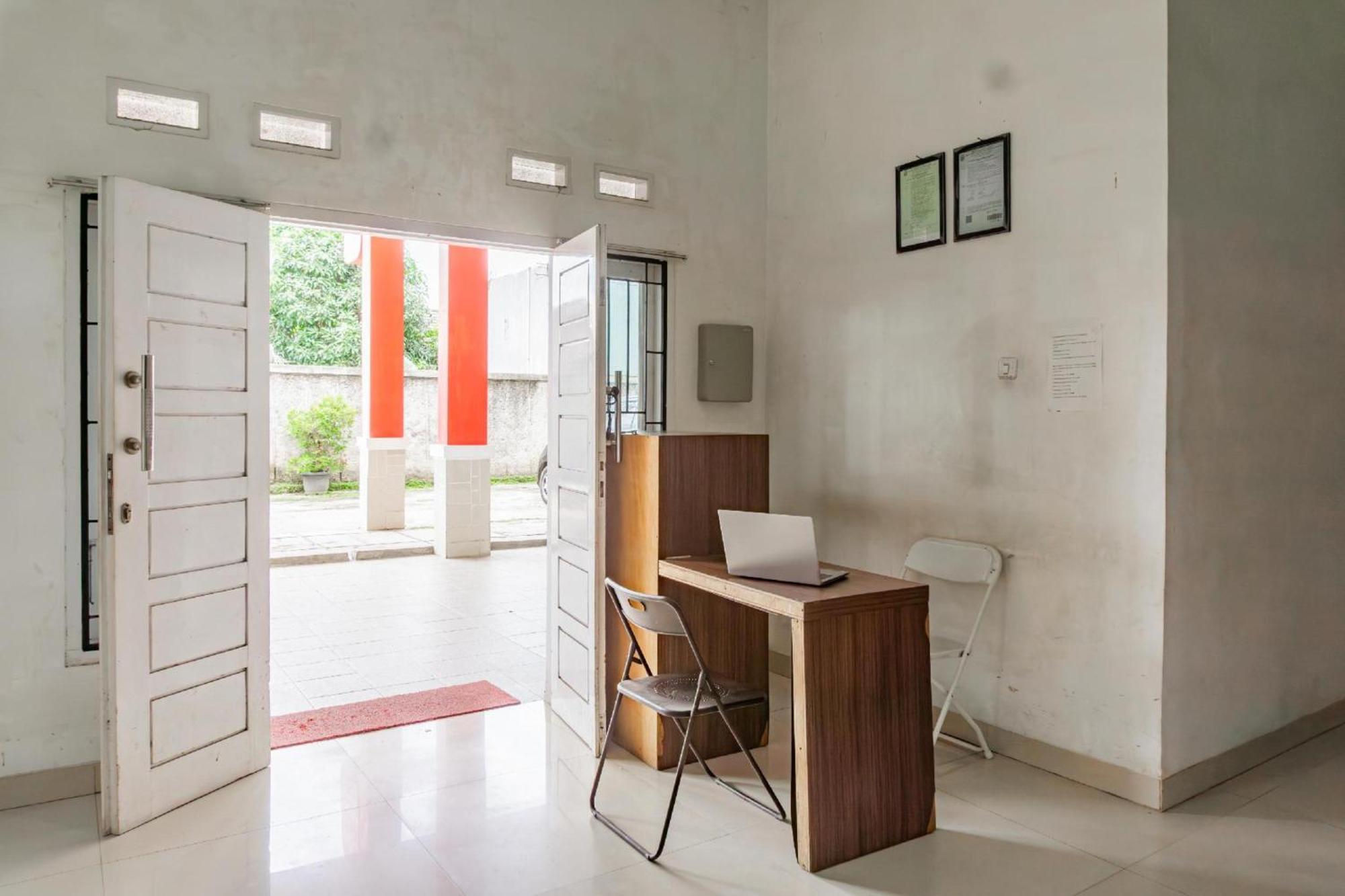 Hotel O Rajabasa Near Universitas Lampung Formerly Hotel Prasetya باندار لامبونغ المظهر الخارجي الصورة